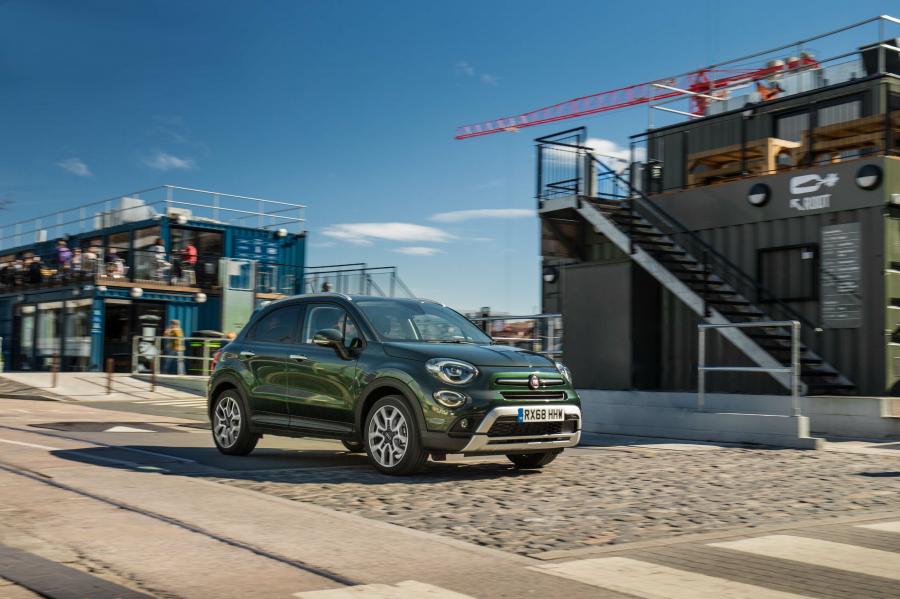  Fiat 500X Cross (334) 2018 года  (UK) (фото 34 из 47)